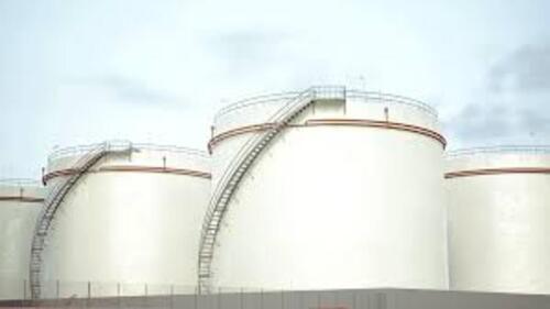 Storage Tanks And Pressure Vessels - Color: White