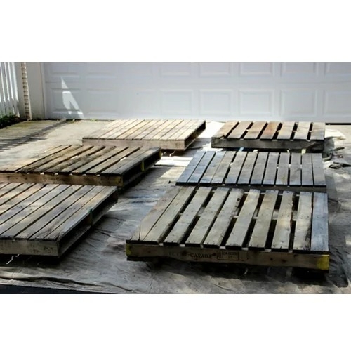 Heavy duty wooden pallets