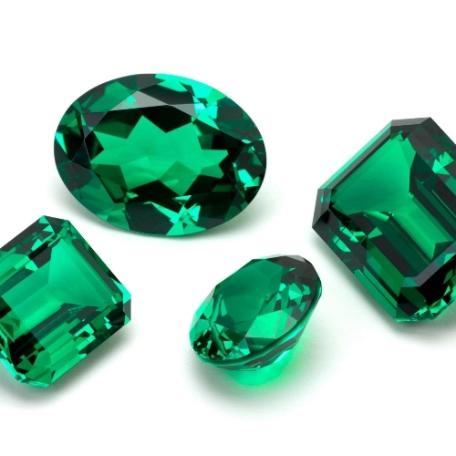 Emerald Stone By Vinayak Gems (P) Ltd.