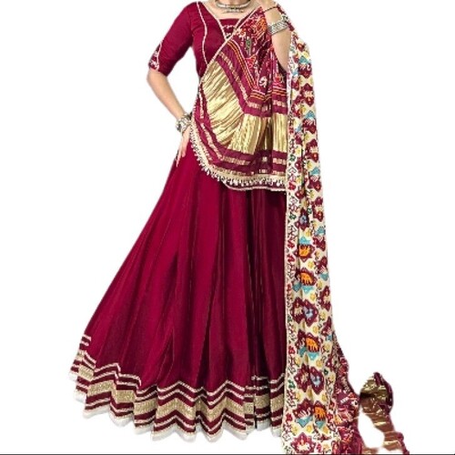 Navratri Traditional Chaniya Choli For Women - Age Group: Adult