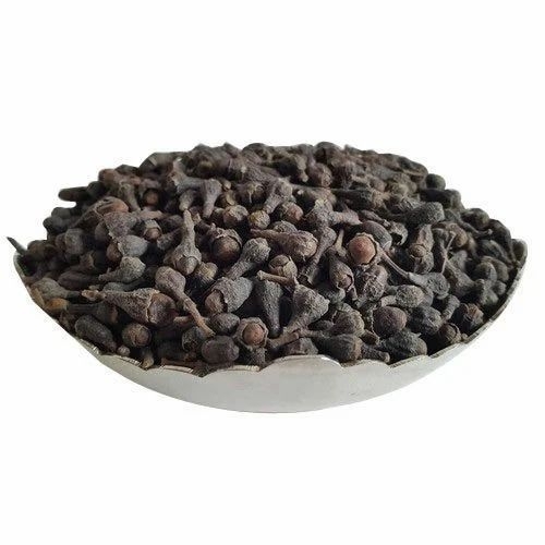 Nagkesar Whole