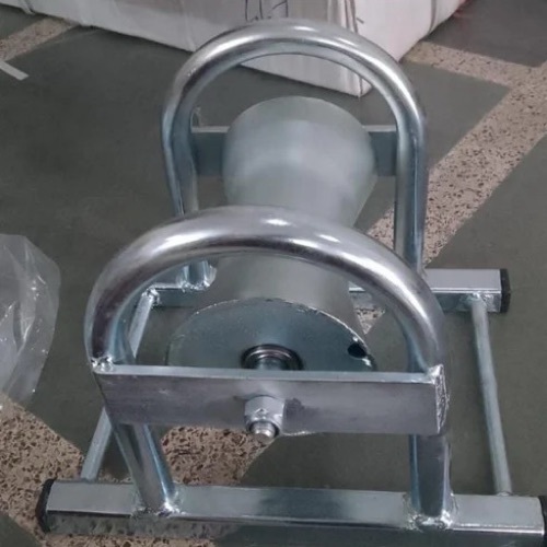 Cable pulling Roller