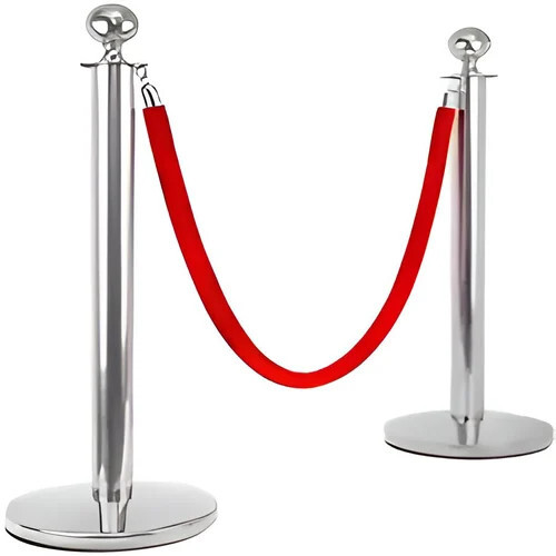 Q Managing Stand With Rope