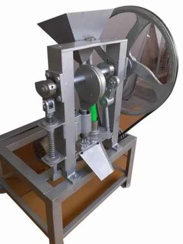 Fully Automatic Kapoor Making Machine By Rk Enterprises