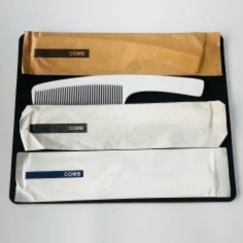 Plastic hair comb 