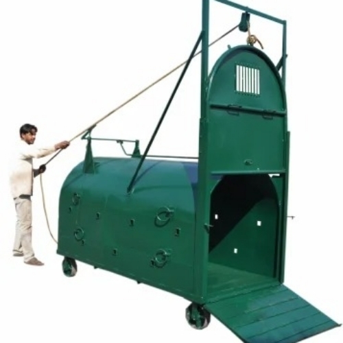 Sloth bear trap cage