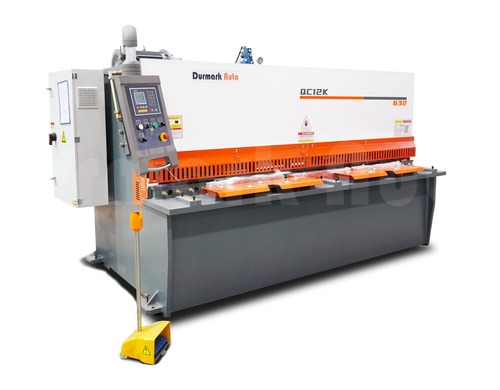 CNC Hydraulic Metal Sheets Automatic Guillotine Shearing Machine