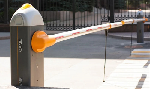 Boom Barriers - Color: Na