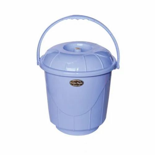 9 L Plastic Buckets With Lids