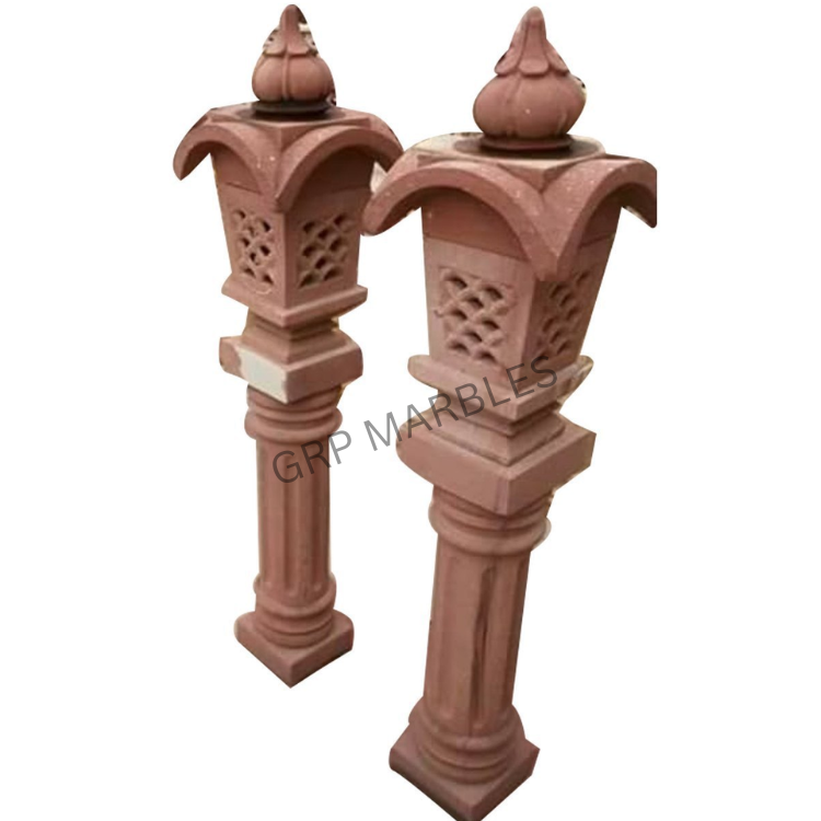 Sandstone Garden Lamp