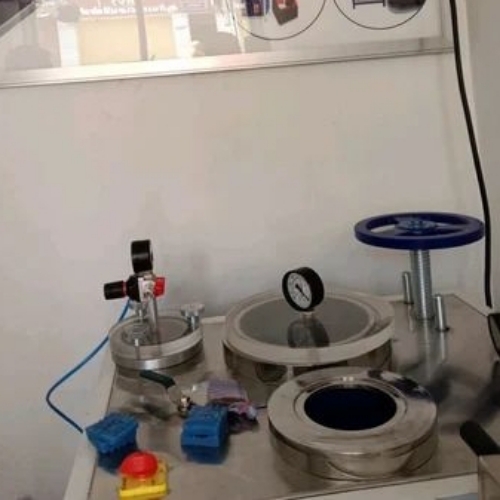 Gold casting machine