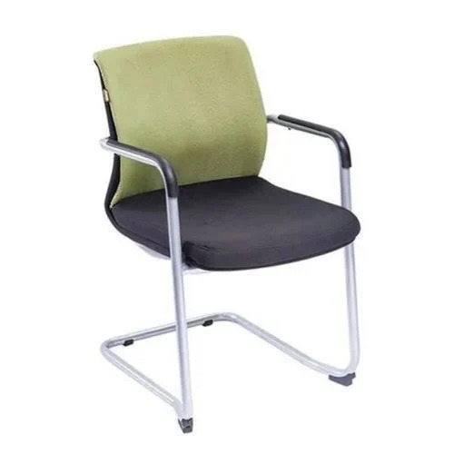 हरा और काला कपड़े का कार्यालय कुर्सी