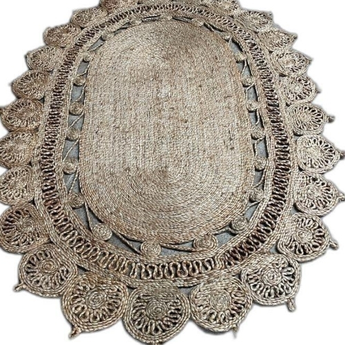 Oval braided jute rug