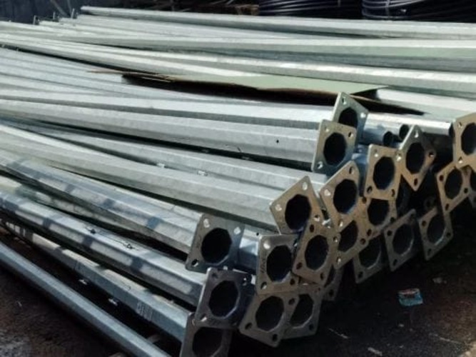 10m Octagonal GI Street Light Pole