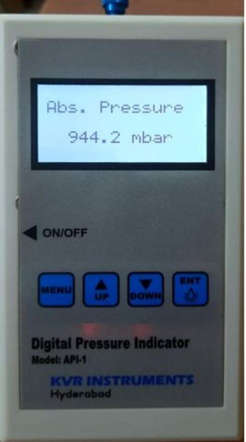 Digital Pressure Indicator Abs - Accuracy: 0.2% Fs %