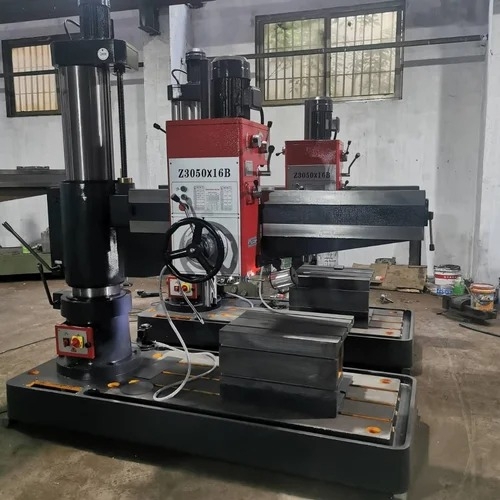 Radial drill machine