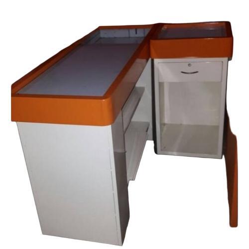 Supermarket Cash Counter