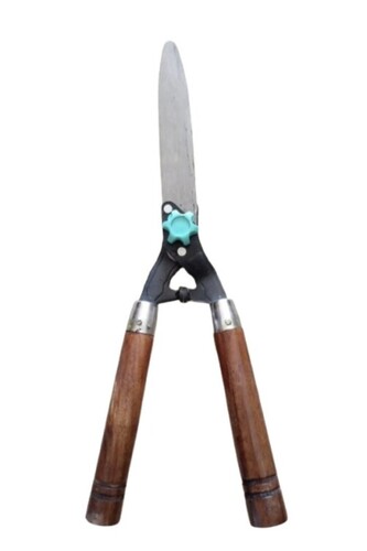 Wooden Hedge Cutter - Size: Standard