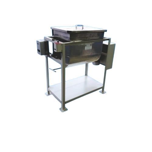 Ribbon blender machine