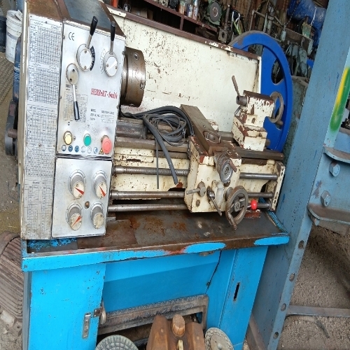 Used heavy duty lathe