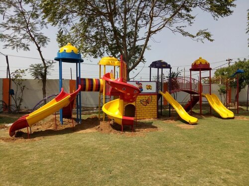 Outdoor Playground Multi-Play Station