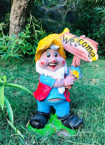 Garden Statue - Height: 1 Centimeter (Cm)