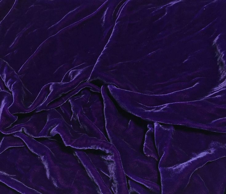 Purple 99999 Gsm Luxurious Makhmal Velvet Fabric - Application: Upholstery