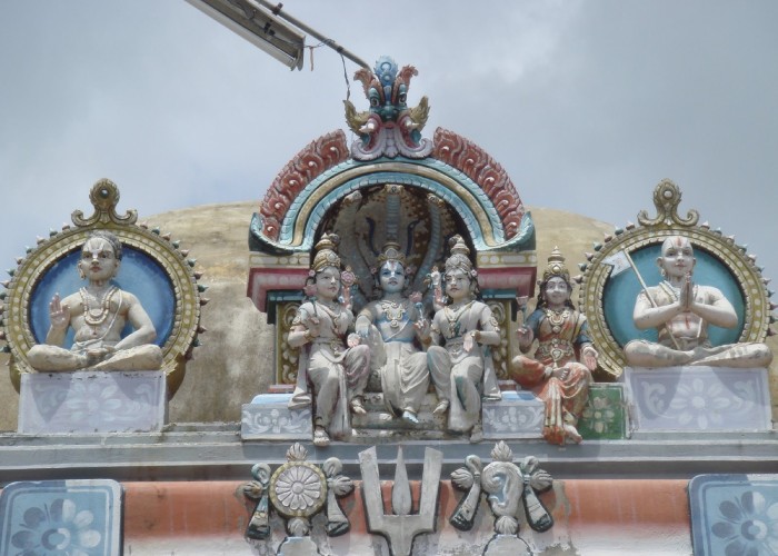 Sri Vaigundha Nathan Perumal Temple Tour Services