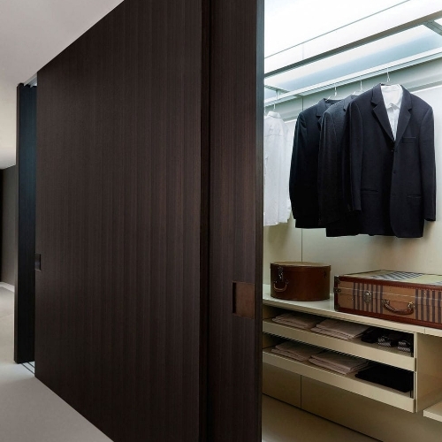 Shift Door 