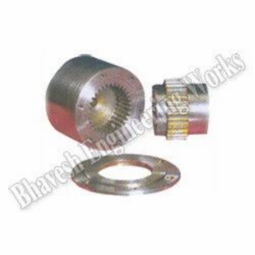 Brake drum geared coupling