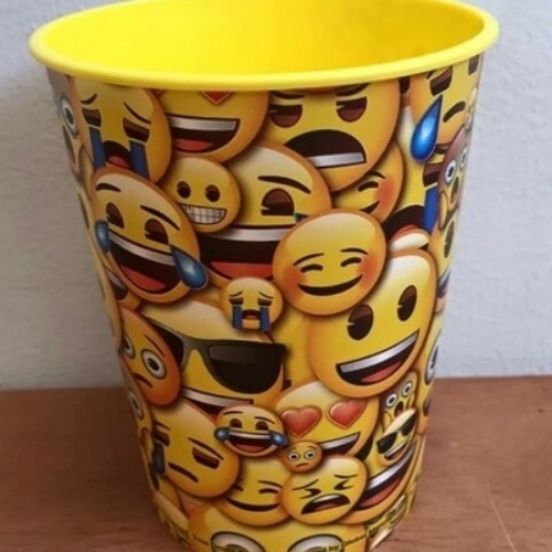 Smiley printed cup
