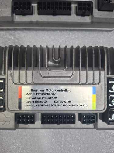 Brushless Motor Controller Model TZYHDZ 48-60V Low Voltge 52 V30 A