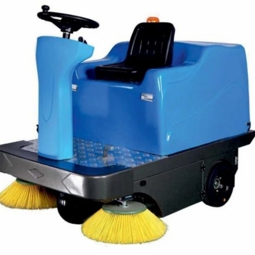 Ride-on Sweeper Machine