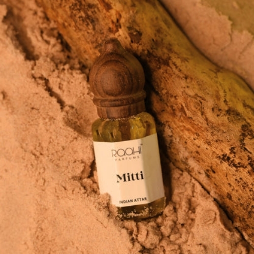 Mitti Attar