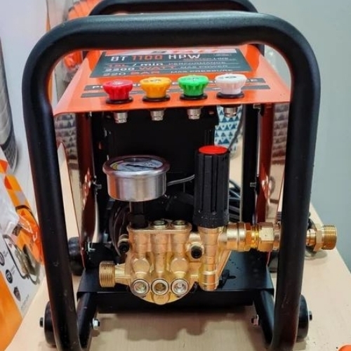 High pressure washer