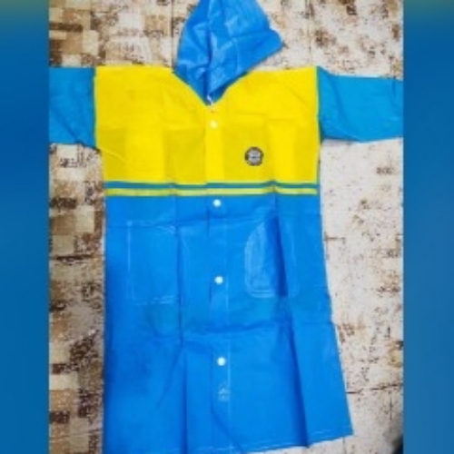 Kids rain coat with box