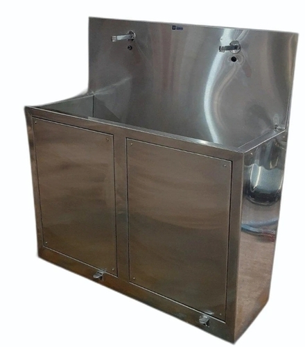 Surgical Scrub Sink Station