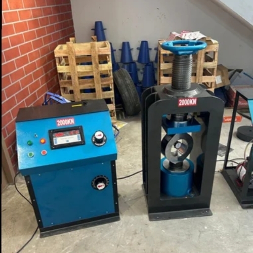 Digital Compression Testing Machine