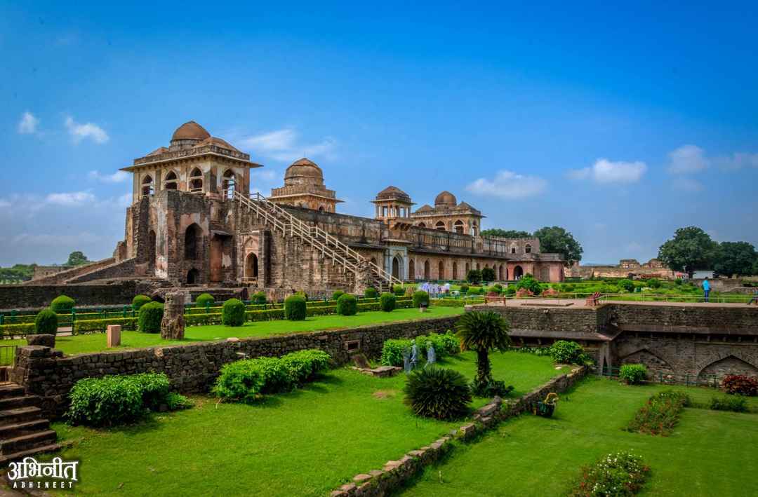 Bhopal Ujjain Mandu Sanchi Omkareshwar Maheshwar 7 Nights 8 Days Travel Service
