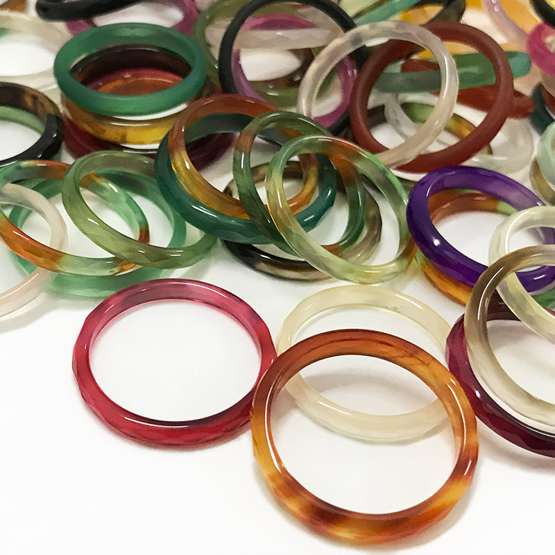 Random Sizes Multi Color Agate Rings Wholesale - Grade: Ab