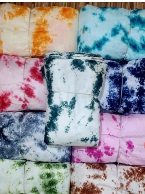 250 Gsm Knitted Fabrics - Color: Multi