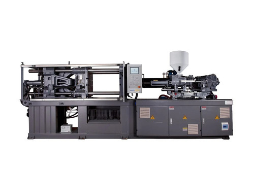 Plastic Injection Molding Machine - Capacity: 150 Tons/Day Ton/Day