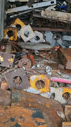 HMS 1&2 (80:20) Metal Scrap