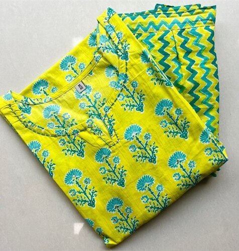 Ladies Kurti Pant Set - Color: .............