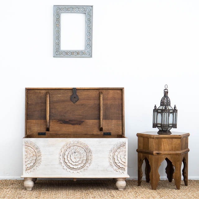 Adhira Blanket Box White