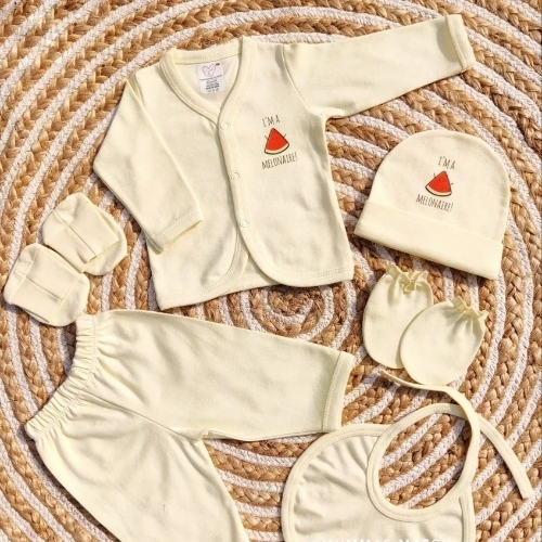 Baby garments