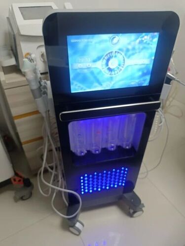 17 In 1 Hydrafacial Machine