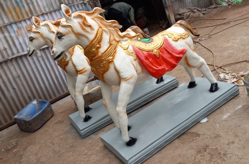 Frp Horse Statue - Color: Customize