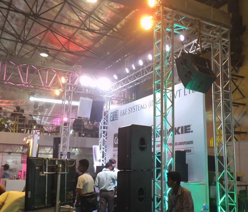 Aluminium Alloy Truss - Color: Silver