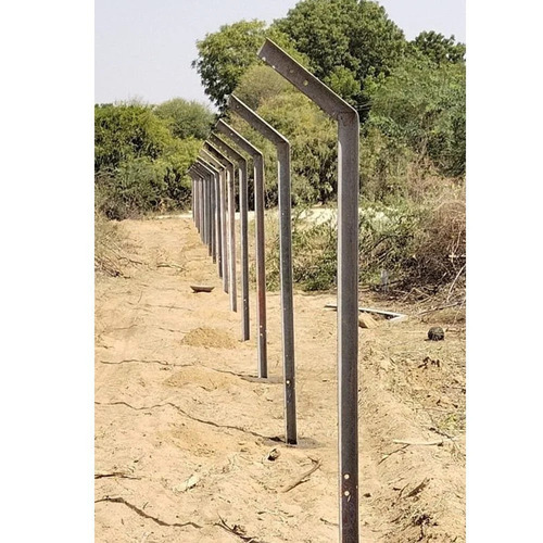 Smooth Finish Iron Fence - Height: 8 Foot (Ft)